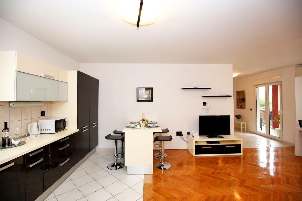 City Gallery Apartment Zára Kültér fotó