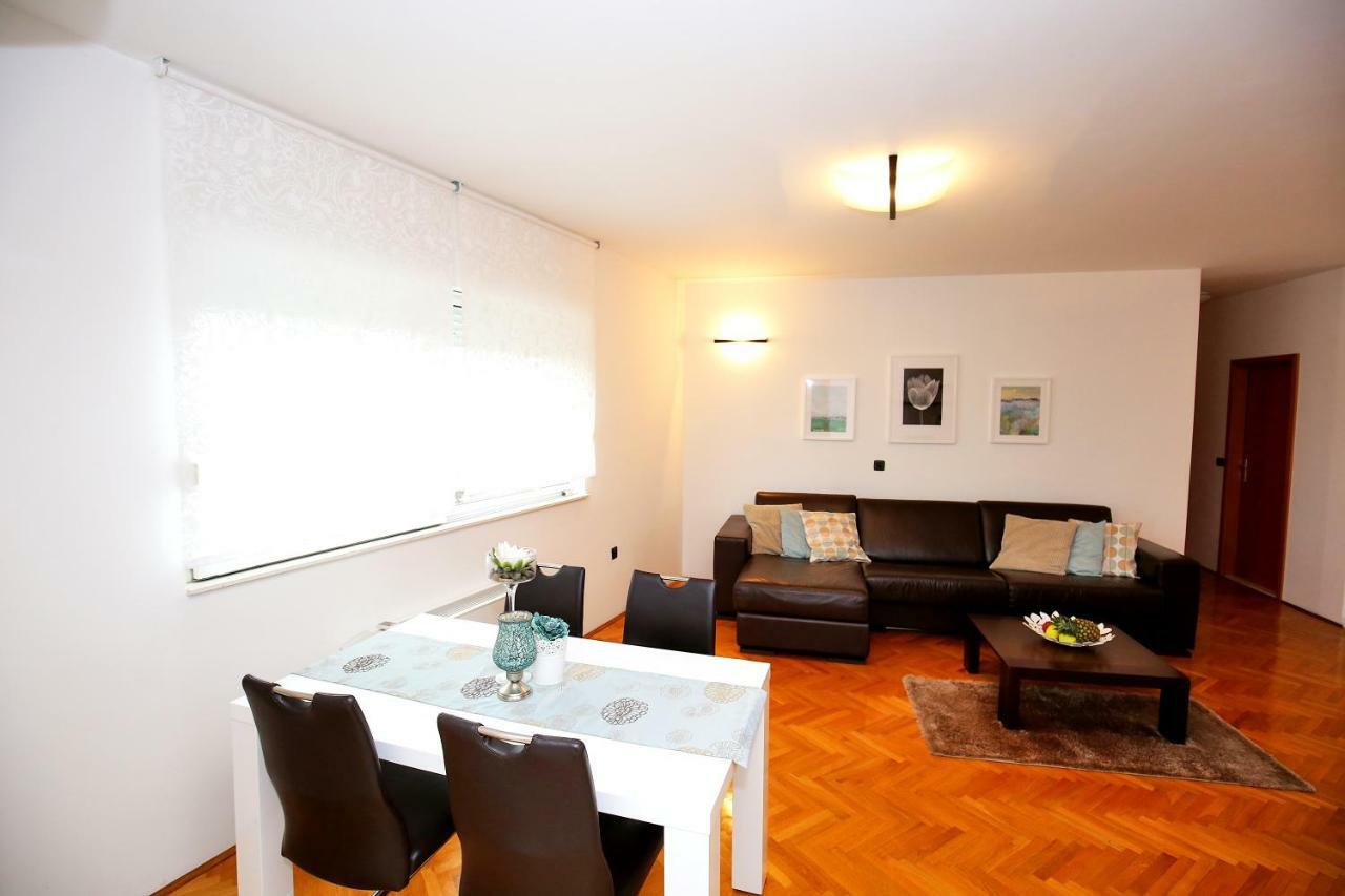 City Gallery Apartment Zára Kültér fotó