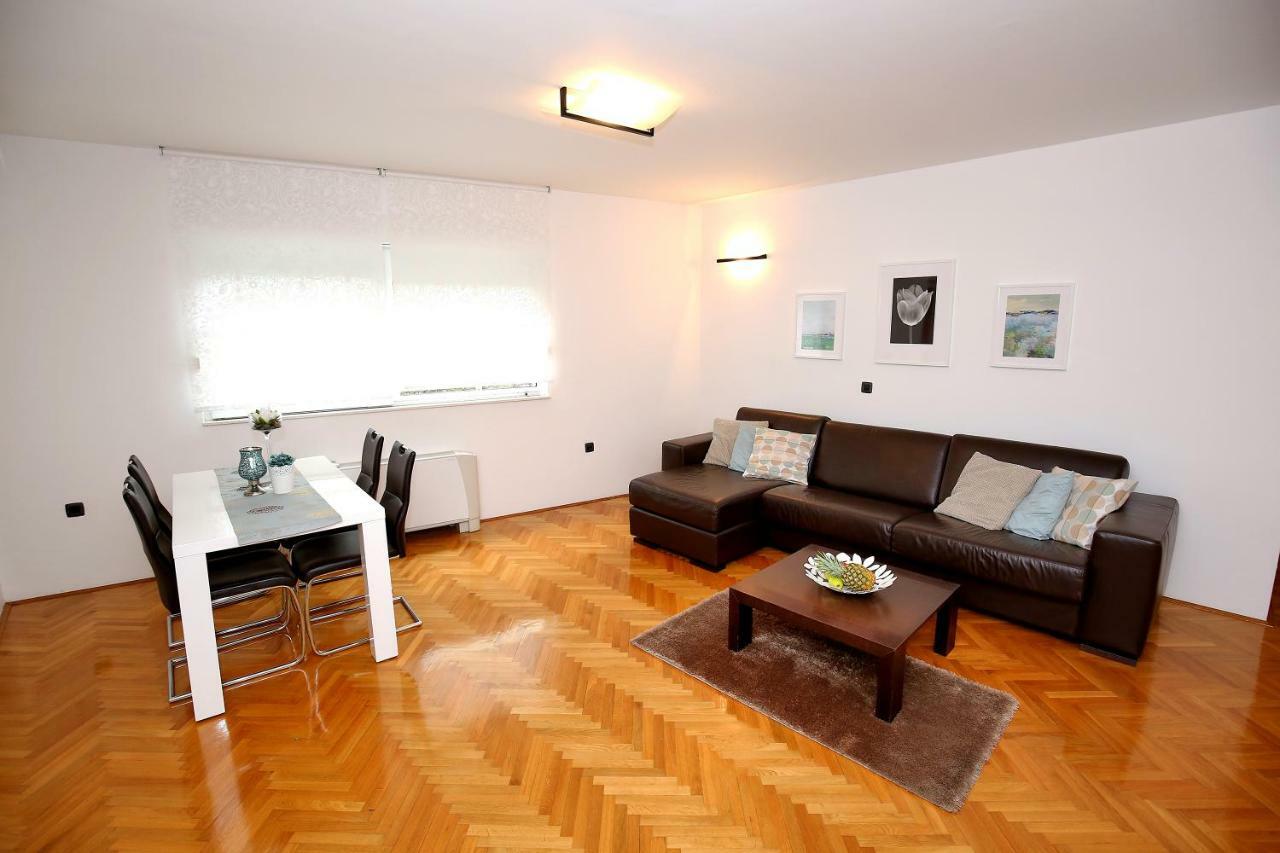 City Gallery Apartment Zára Kültér fotó