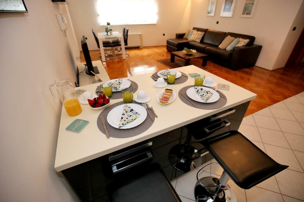 City Gallery Apartment Zára Kültér fotó